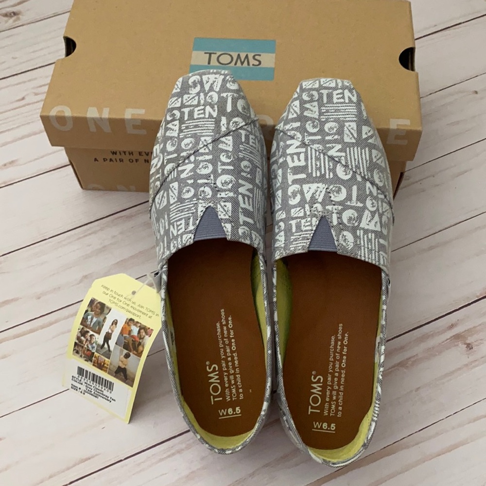 Toms Grey Chambray Ten Year Anniversary - Picture 9 of 12